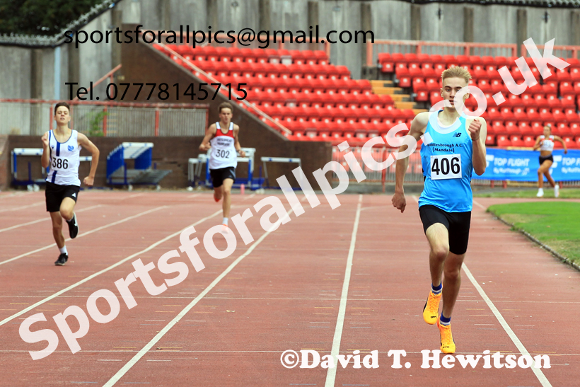 400 metres, Gateshead Tartan Games.  Photo: David T. Hewitson/Sports for All Pics